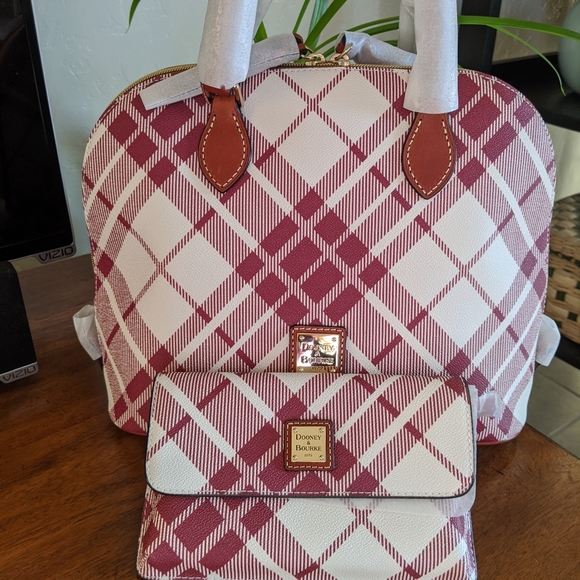 Dooney & Bourke Handbags - Dooney Bourke Harding ZIPZIP & Milly NWT